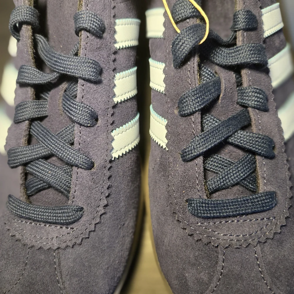 AdidasSTADT SIZE 9 MEN NWT